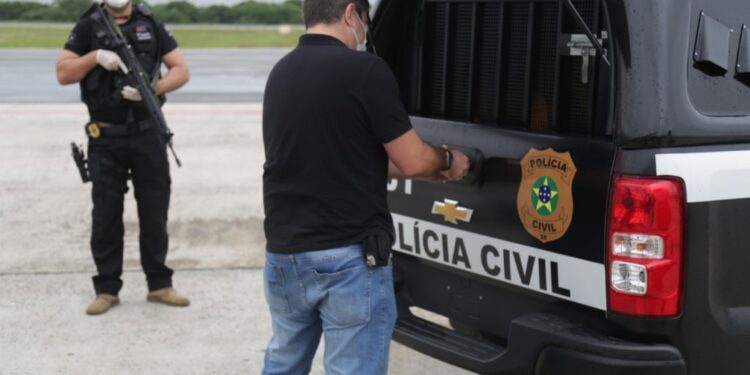 Polícia Civil cumpre mandado de prisão por homicídio em Umbaúba