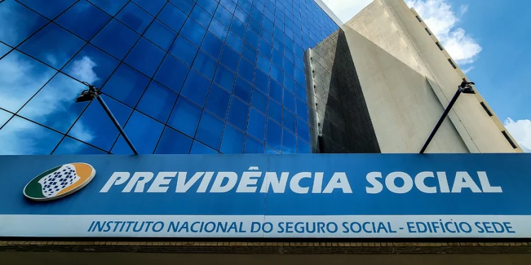 INSS volta a exigir prova de vida em 2025; entenda como funciona