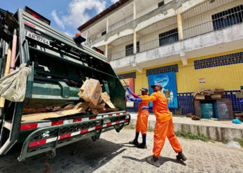 Prefeitura rescinde contratos com empresas de coleta de lixo em São Cristóvão