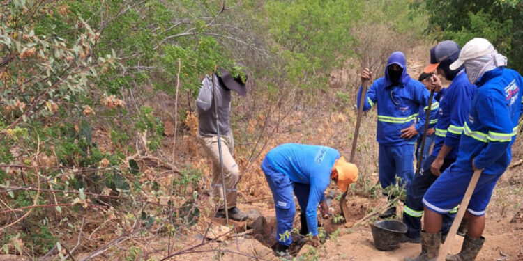 Deso garante retomada do abastecimento de água em bairro de Canindé de São Francisco