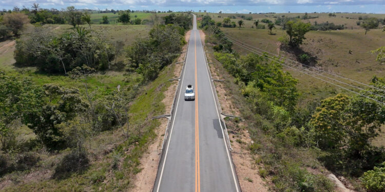 Governador entrega reestruturação da rodovia SE-282 e visita obras em Boquim