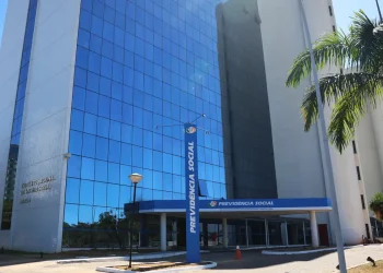 INSS antecipa pagamento de aposentados e pensionistas em março
