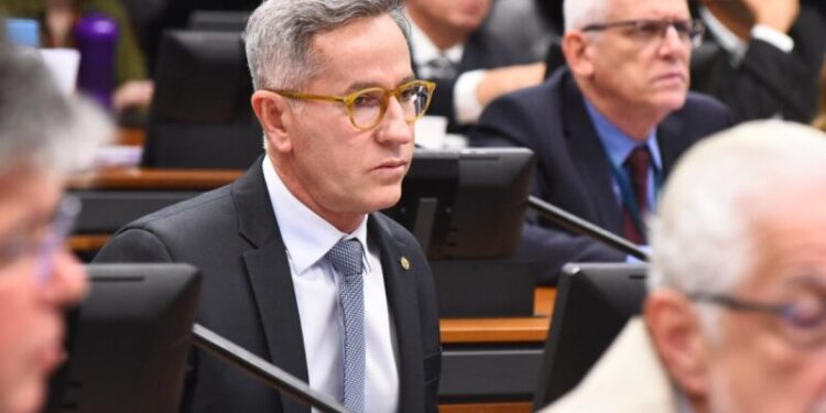 Deputado Nitinho cria rede nacional de ambientes seguros para mulheres, crianças, idosos e vulneráveis