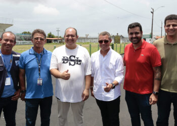 Governador Fábio Mitidieri visita obra no Parque de Exposição
