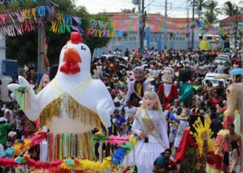 Galinha da Madrugada marca prévia do Carnaval em Pacatuba