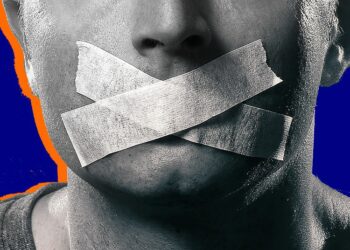 Censura e violência política fazem Brasil despencar seis posições em ranking de democracia