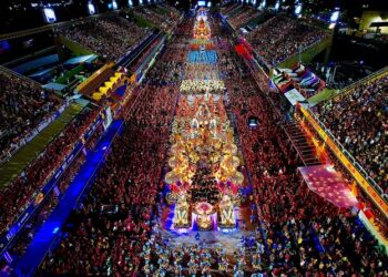 Neste ano, carnaval deve gerar receita de R$ 12 bilhões e ter recorde de estrangeiros