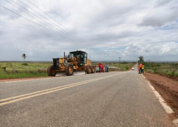 Governador Fábio Mitidieri vistoria obra de acesso a Cumbe