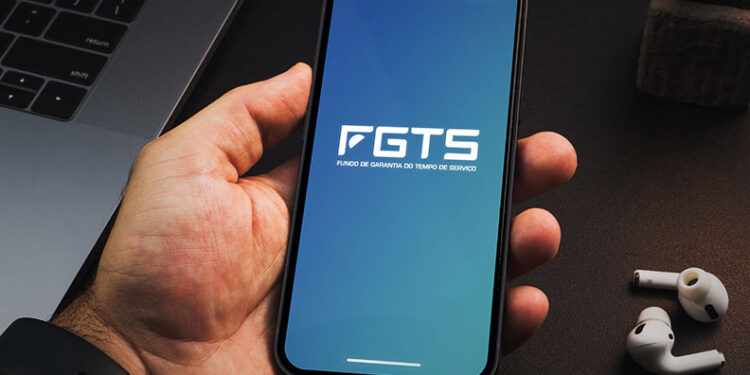 Dez milhões poderão receber FGTS direto na conta com MP do saque-aniversário