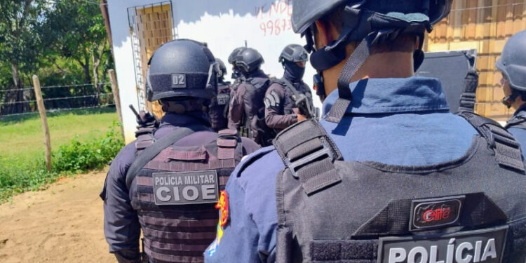 Polícia Militar resgata mulher mantida refém pelo ex-companheiro em Carmópolis