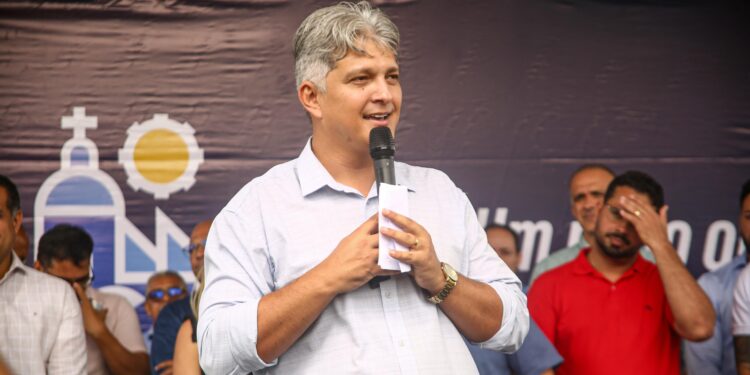 Com 50 dias à frente da Prefeitura de Socorro, Samuel Carvalho se destaca com gestão atuante e retomada de obras