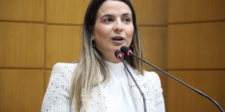 Dra Lidiane Lucena destaca programa ‘Opera Sergipe’ e parabeniza Governo do Estado