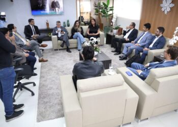Jeferson Andrade recebe visita de representantes do Banco Mundial e da Sefaz