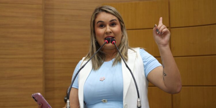 Deputada Kitty Lima destaca crescimento do número de empregos em Sergipe
