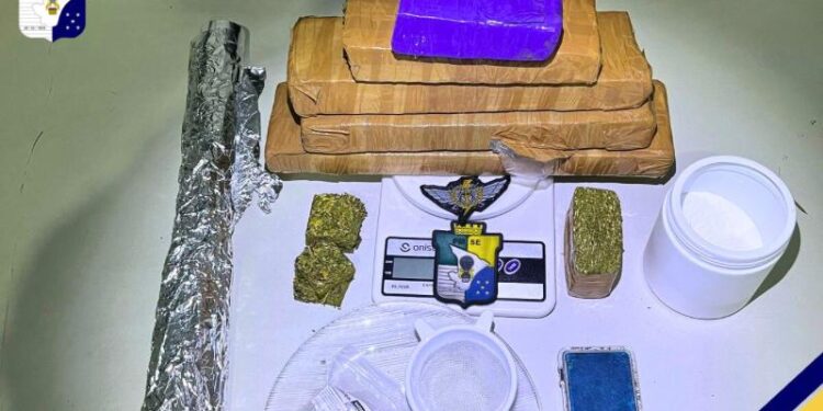 Polícia Militar prende homem suspeito de tráfico ilícito de drogas em Nossa Senhora do Socorro