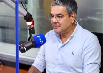 Sérgio Reis explica aliança com Rogério Carvalho