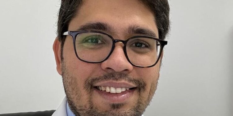 Especialista em Ortopedia e Medicina Regenerativa, Natanael Vinícius Sena Santos, destaca Avanços no Tratamento de Dor no Joelho