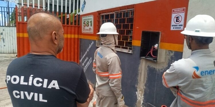 Polícia Civil flagra furto de energia em oficina automotiva na Zona Sul de Aracaju