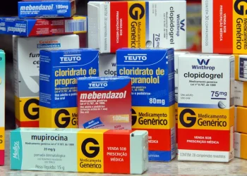 Preço de medicamentos genéricos pode cair mais de 50%, diz Ipea