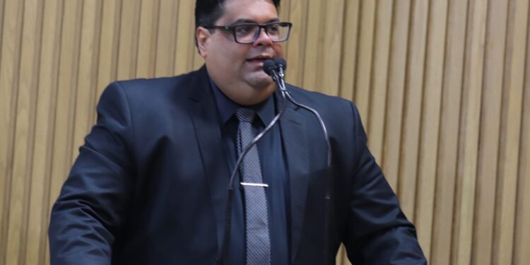 Joaquim da Janelinha convoca comissão para construir creches e ampliar a educação infantil em Aracaju