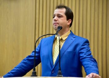 Em primeiro discurso, vereador Sávio reafirma compromisso com o povo aracajuano