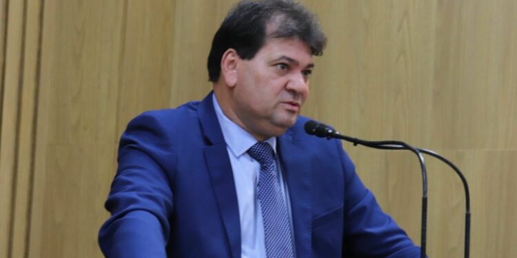 Miltinho Dantas elogia iniciativas do Governo de Sergipe e destaca desempenho do Confiança na Copa do Nordeste