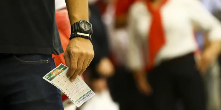 Mega-Sena acumula novamente e prêmio vai a R$ 39 milhões