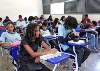 Pé-de-Meia chega hoje para quem se formou no ensino médio em 2024