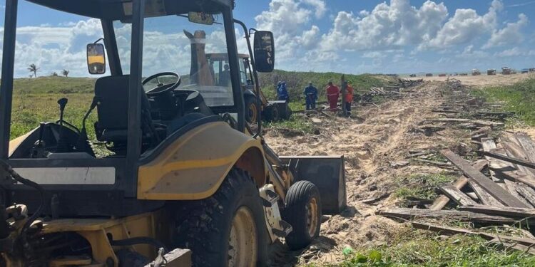 Emurb dá início à construção de nova passarela na Orla da Atalaia em Aracaju