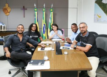 Prefeita Emília se reúne com dirigentes do Sindicato dos Músicos de Sergipe