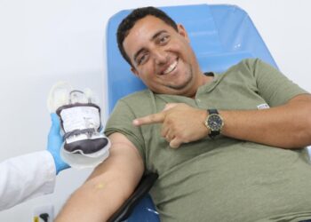 Assistidos da Casa de Passagem Freitas Brandão realizam doação de sangue no Hemose