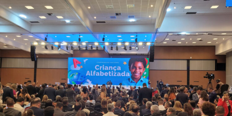 Sergipe é prata no Selo Nacional do Compromisso com a Alfabetização 2024