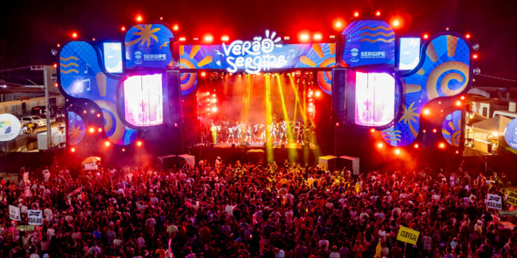 Grandes atrações marcam primeira noite do Verão Sergipe 2025 em Pirambu