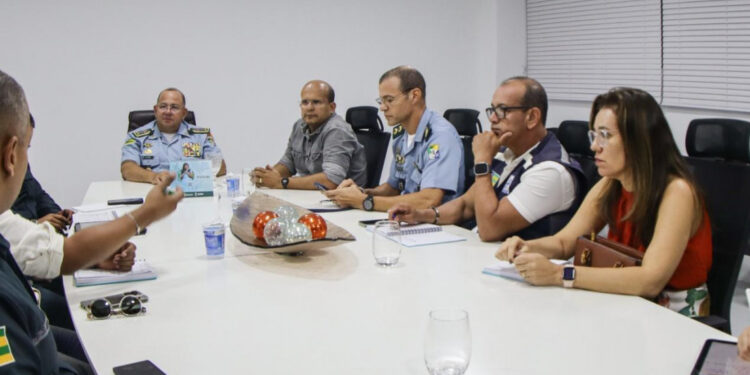 Polícia Militar e DER/SE elaboram estratégias para aumentar segurança nos terminais rodoviários de Aracaju