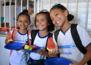 Programa garante acolhimento nutricional aos estudantes da rede pública estadual de ensino