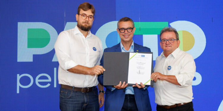 Secretaria do Trabalho lança novo edital do Programa Primeiro Emprego com 43 turmas em seis municípios