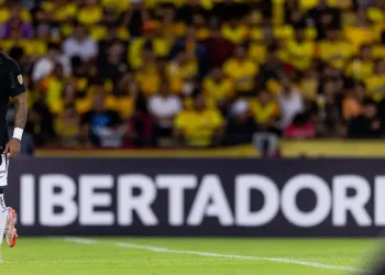 Corinthians joga mal e se complica na Pré-Libertadores