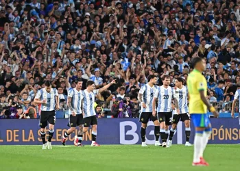 Em noite para esquecer, Brasil é goleado pela Argentina por 4 a 1