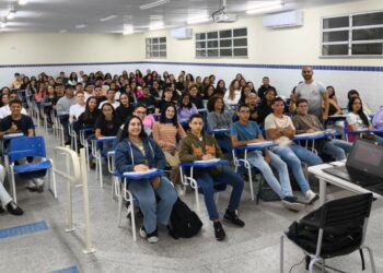 Programa Pré-Universitário inicia as aulas com mais de 4 mil alunos
