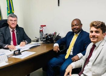 Vereadores Binho e Breno se reúnem com Deputado Garibalde  para fortalecer o ciclo junino