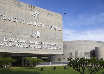 Justiça Federal libera R$ 2,3 bilhões para pagar atrasados do INSS; confira quem recebe