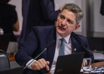 Senador Rogério Carvalho defende ajustes na inclusão de representantes da sociedade civil na Conitec
