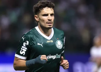 Flamengo contratando Raphael Veiga, do Palmeiras, tem tudo destrinchado por Fabrício Lopes