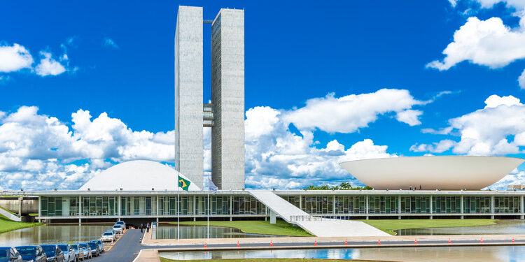 Comissão confirma votação do Orçamento 2025 no Congresso para sexta-feira (21)