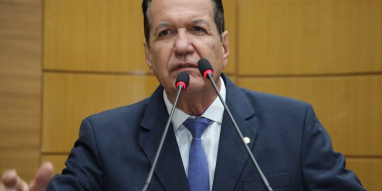 Deputado Adailton Martins cobra empenho da bancada federal para conclusão da BR-101 Norte