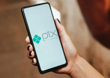 Banco Central descarta cancelamento de chaves Pix por débitos fiscais de empresas