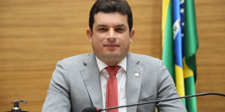Paulo Júnior critica prefeitura de Aracaju por ações no Consórcio do Transporte Público