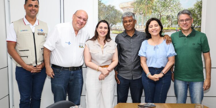 Alessandro anuncia construção de duas UBSs em Aracaju
