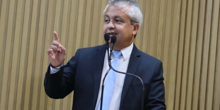 De autoria de Elber Batalha, Audiência Pública marca o Dia do Consumidor na CMA