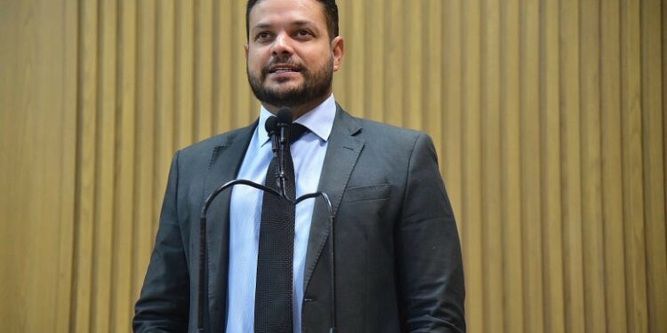 Vereador pede liberação de emendas impositivas para os clubes sergipanos
